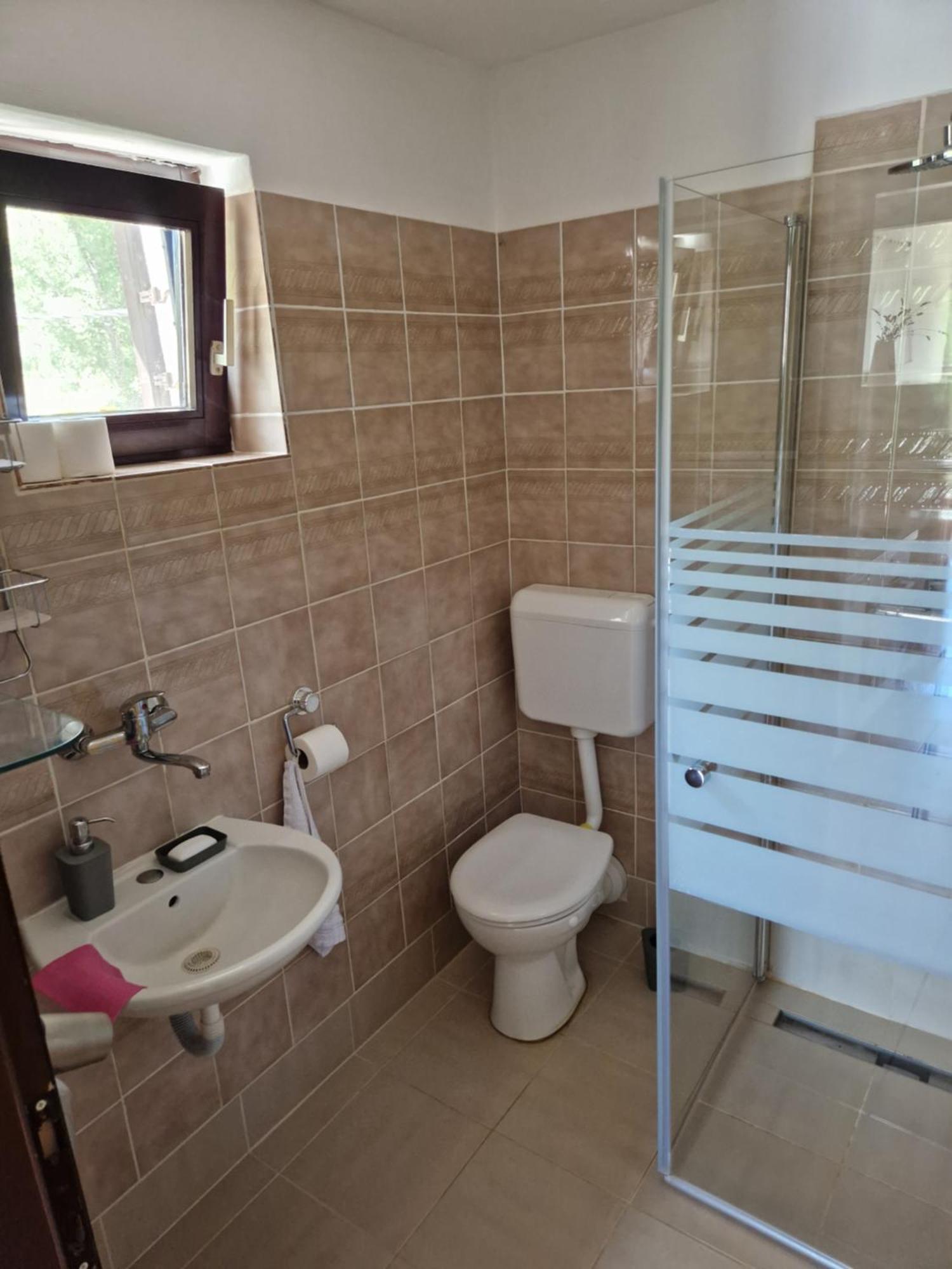 Apartment Buric Županje Eksteriør bilde